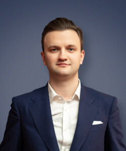 Mykhailo Khyzhniak SWEET.TV